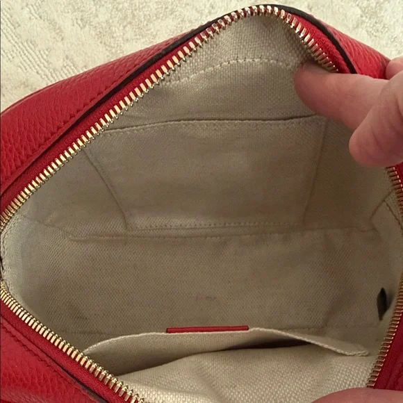 Authentic Gucci Soho Disco Red Pebbled Leather Crossbody w/ Dust Bag - Picture 9 of 15